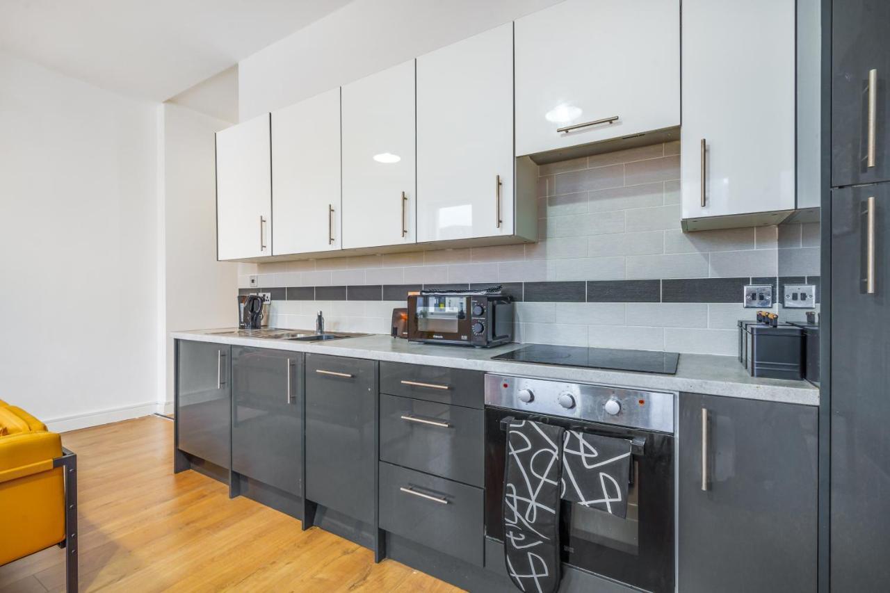 Spacious City Centre Apartment - Sleeps 8 Λίβερπουλ Εξωτερικό φωτογραφία